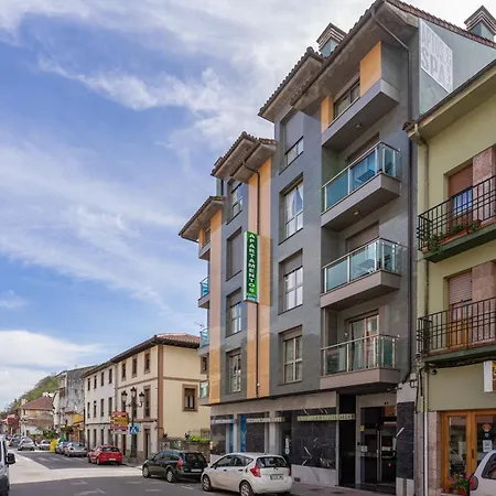 Apts Cueto 2b 2 Adultos 1 Nino *