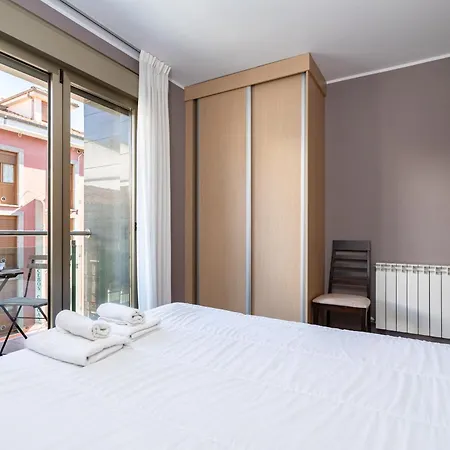 Apts Cueto 2b 2 Adultos 1 Nino Apartman